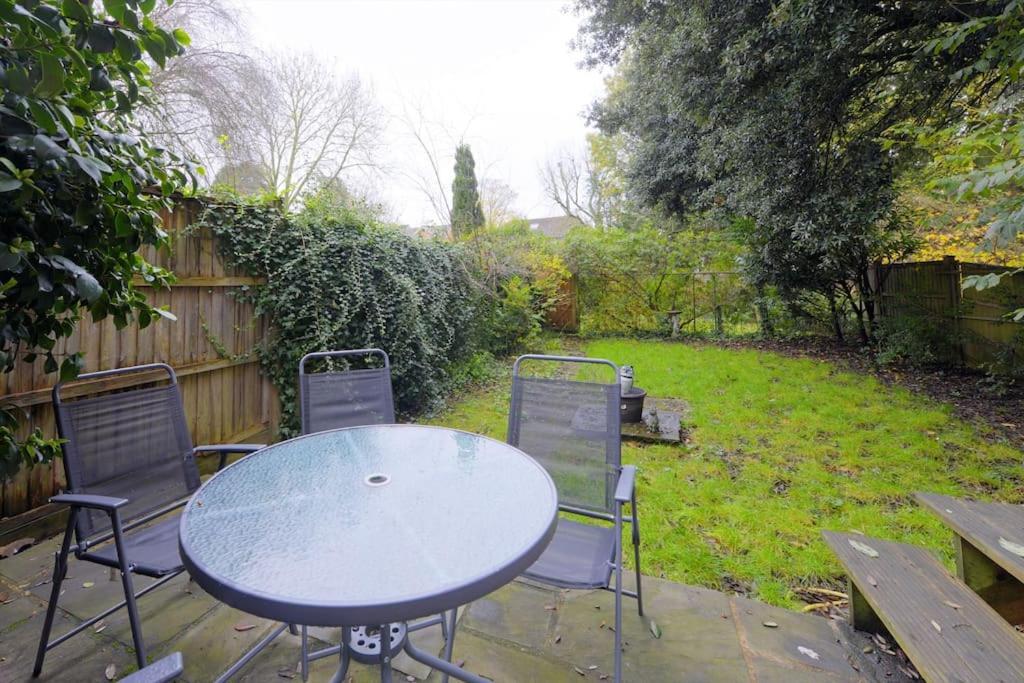 Harry'S House Apartment Watford  Exterior foto